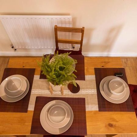 3 Bedrooms House-Sofabed-Parking-Bbqstove-Garden London Exterior photo